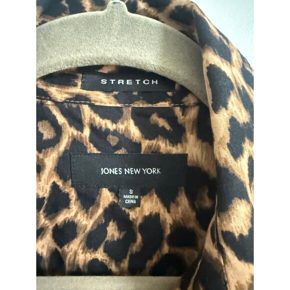 Jones New York Leopard Print Wrap Collared Shirt Small - Picture 2 of 10